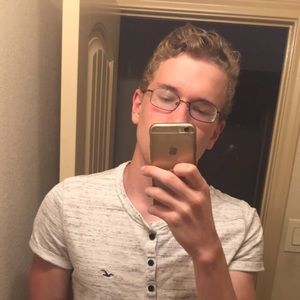 Meet your Posher, Ethan